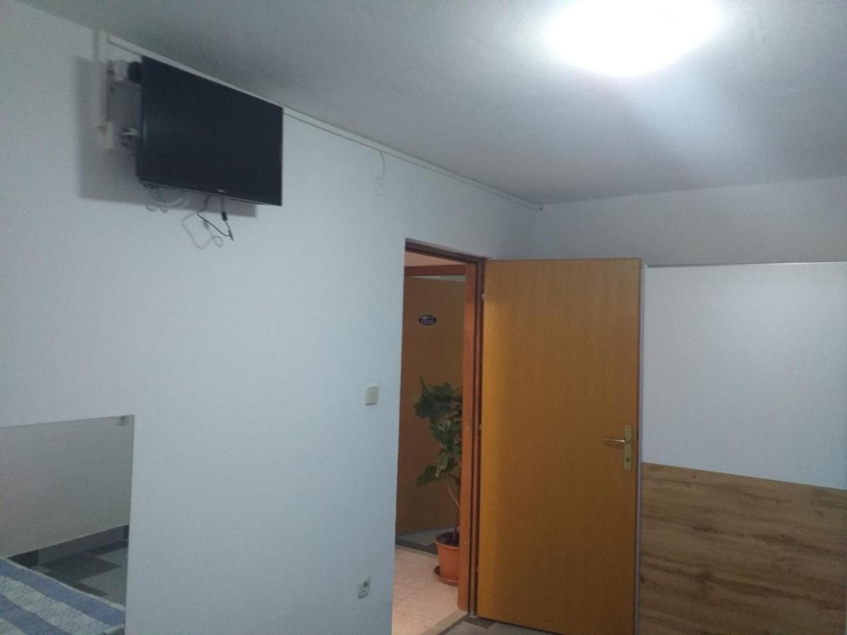 Apartmani Branka Ртина Екстер'єр фото